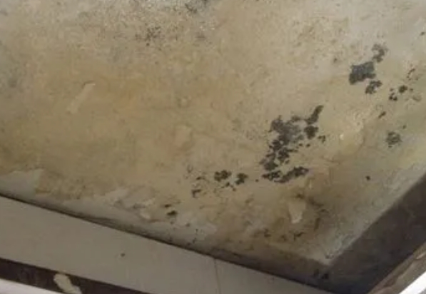 铁东阳台漏水维修公司分享下铁东卫生间渗水维修需要注意哪些问题。